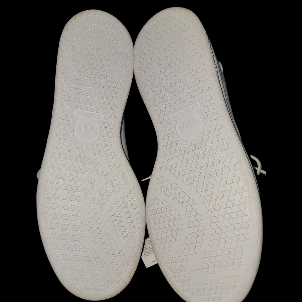 Women's White and Gold Stan Smiths - Picture 10 of 10